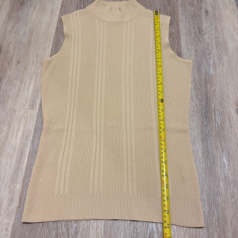 Dress Barn Sleeveless Ribbed High Neck Top Size Medium - Picture 3 of 5